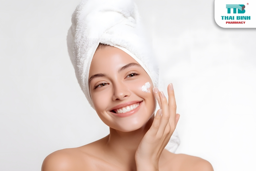 Bí Quyết Cải Thiện Tình Trạng Da Khô Nứt Nẻ Vào Mùa Đông